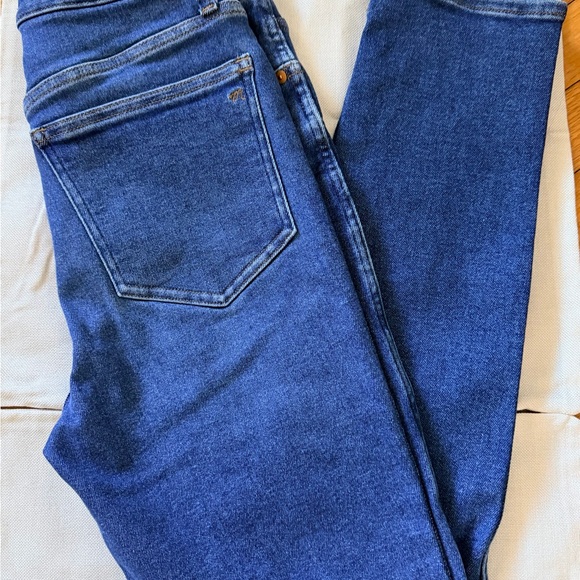 Madewell Women's High Rise Indigo Jeans - Picture 3 of 8